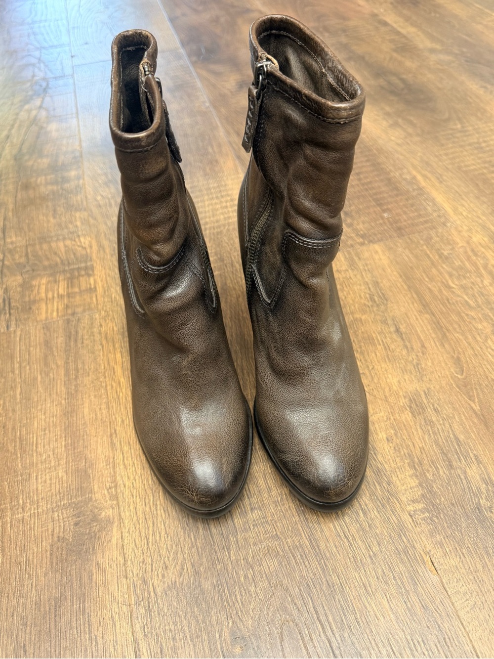 Frye Chocolate Brown Leather Ankle Zip Booties